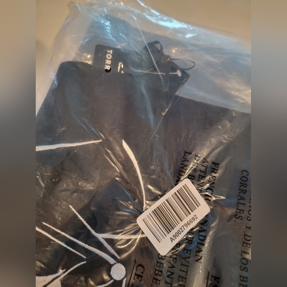 TORRID Star Wars Heritage Slub Darth Vader Hoodie Size 3 - Picture 12 of 13